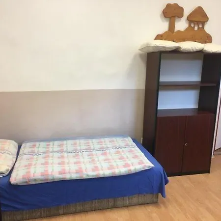 Hostel Goencoelhaz Vac