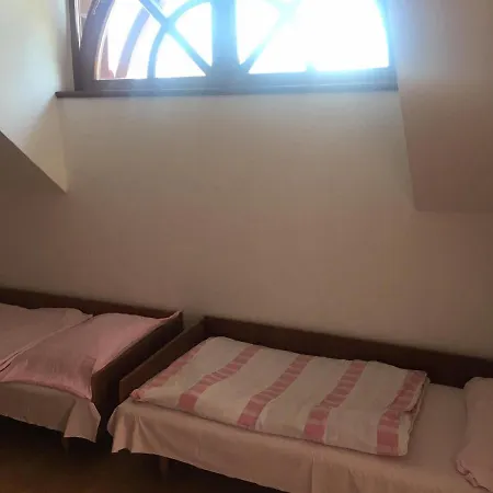 Hostel Göncölház Vác