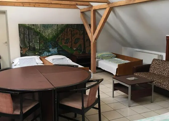 旅馆 Goencoelhaz *